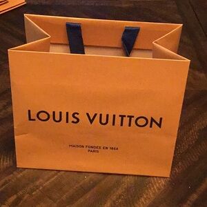 Small Louis Vuitton Paper Bag